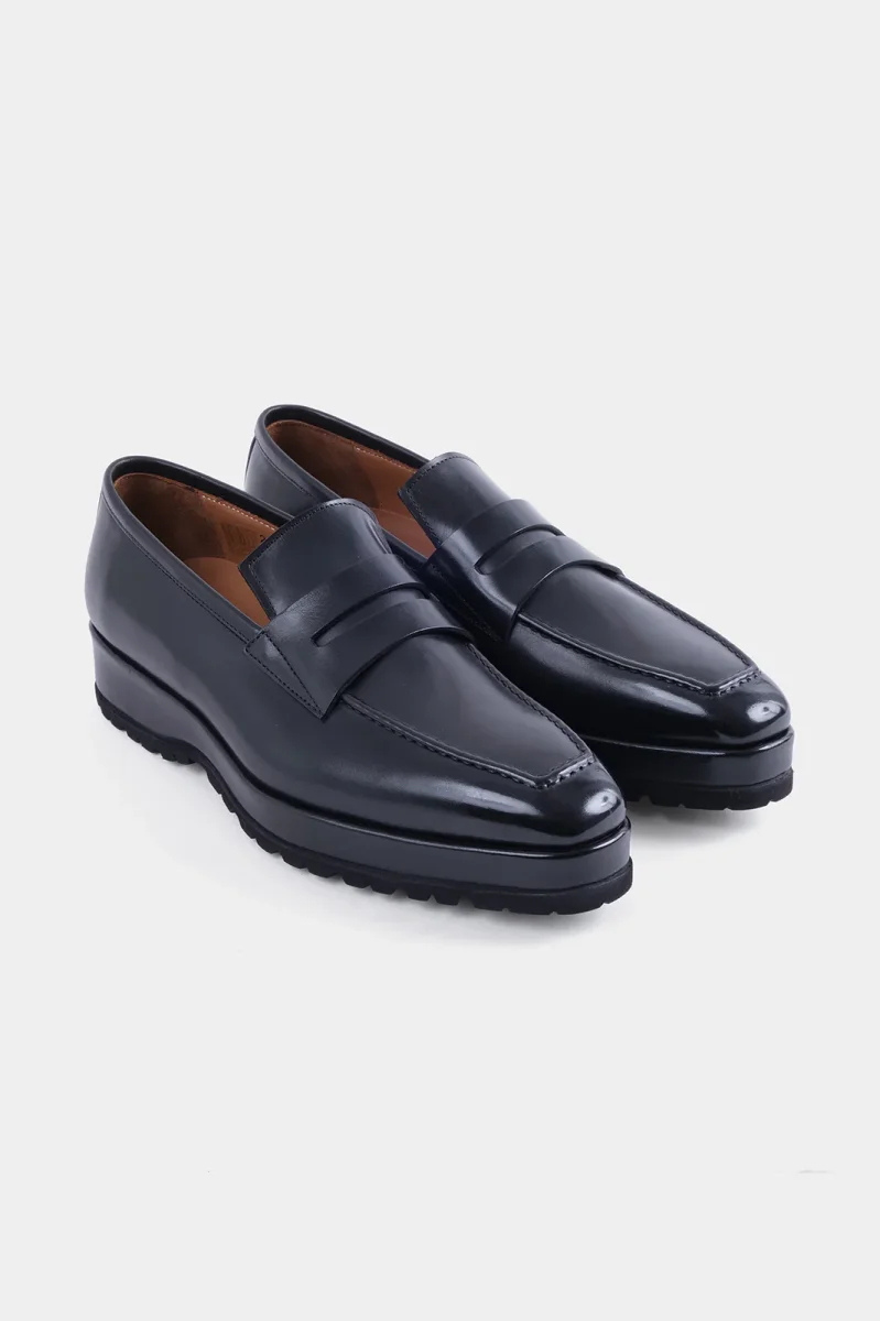 Mocassins en cuir patiné avec semelle compensée et crantée - Noir
