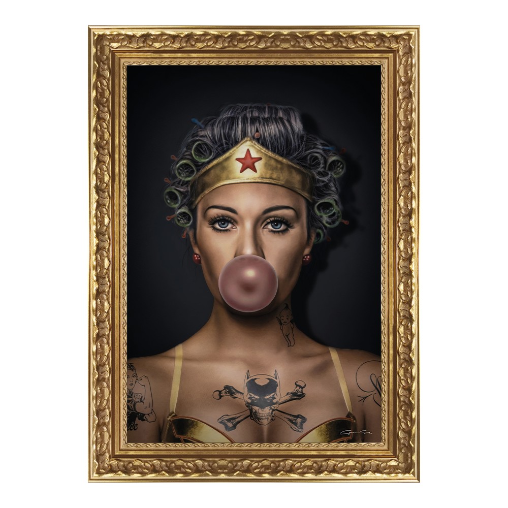 Cadre Doré Femme Sexy Girl Power Granger 49x69cm – Image 2